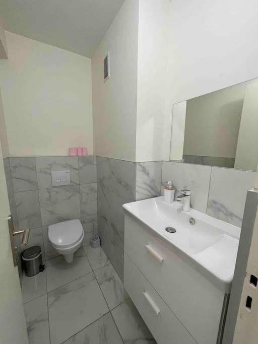 3 Pieces Apartment A Juan-Les-Pins Antibes Dış mekan fotoğraf